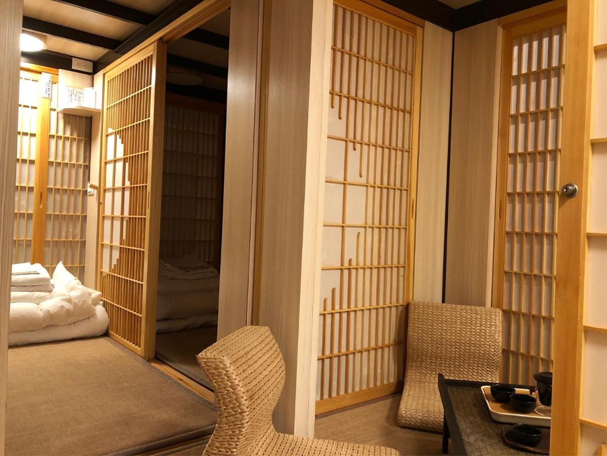 טאינאן 台甕茶室青年旅館 Tai-Wong Tatami Room Hostel מראה חיצוני תמונה