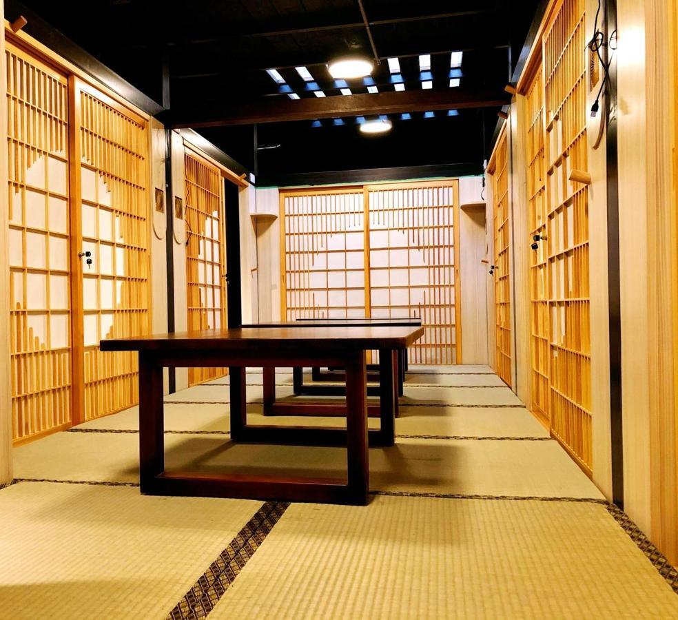 טאינאן 台甕茶室青年旅館 Tai-Wong Tatami Room Hostel מראה חיצוני תמונה